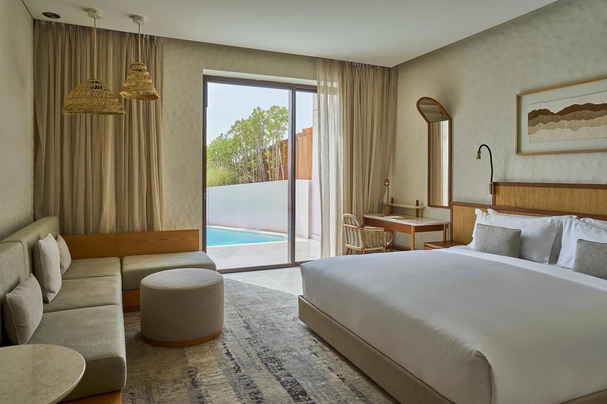 Erth Abu Dhabi Hotel Екстериор снимка