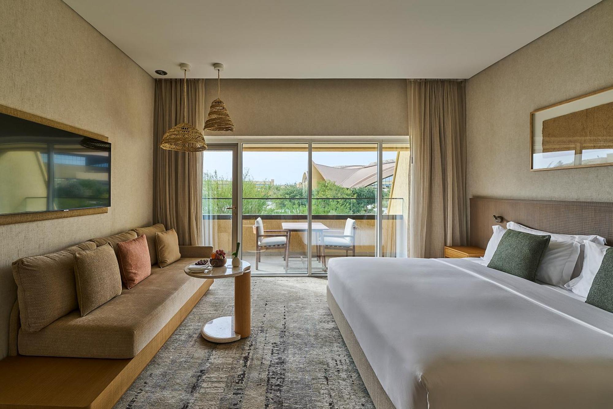 Erth Abu Dhabi Hotel Екстериор снимка
